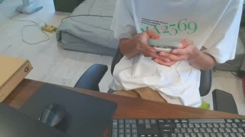 Snapshot of slimslimxxx chatting on August 2, 2026, 7:51 am slimslimxxx online show from August 2, 2026, 7:51 am