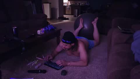 Snapshot of slip_inslide chatting on May 18, 2026, 4:07 am slip_inslide online show from May 18, 2026, 4:07 am
