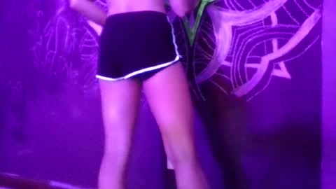 Snapshot of slip_inslide chatting on June 29, 2026, 1:12 am slip_inslide online show from June 29, 2026, 1:12 am