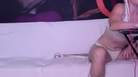 Snapshot of slip_inslide chatting on July 15, 2026, 10:37 pm slip_inslide online show from July 15, 2026, 10:37 pm