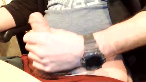 Snapshot of slogrow_uncut chatting on March 12, 2026, 7:09 pm SlowGrow Uncut online show from March 12, 2026, 7:09 pm