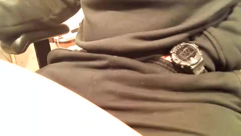 Snapshot of slogrow_uncut chatting on March 18, 2026, 7:28 pm SlowGrow Uncut online show from March 18, 2026, 7:28 pm