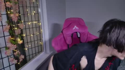 sloppyprinceboy online show from June 4, 2026, 9:04 am