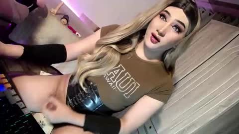 Nathalie online show from July 13, 2026, 10:29 am