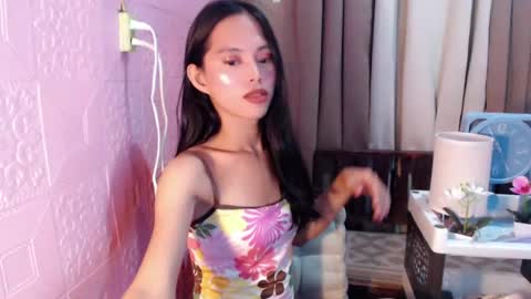 Snapshot of slut_kisses69 chatting on July 22, 2026, 1:52 am DONT FORGET TO FOLLOW AND THUMPS UP ME Im Jess online show from July 22, 2026, 1:52 am