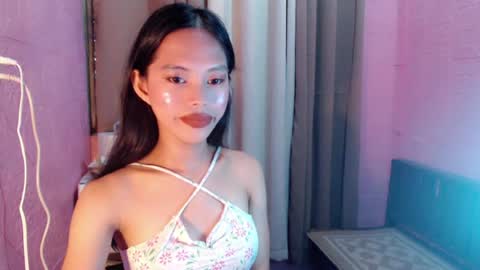 Snapshot of slut_kisses69 chatting on July 27, 2026, 1:23 am DONT FORGET TO FOLLOW AND THUMPS UP ME Im Jess online show from July 27, 2026, 1:23 am