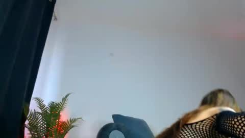 Ariana online show from May 28, 2026, 5:49 am