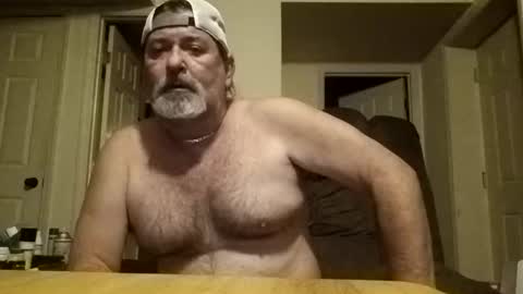 Snapshot of slutbreeze101 chatting on May 31, 2026, 2:31 am slutbreeze101 online show from May 31, 2026, 2:31 am