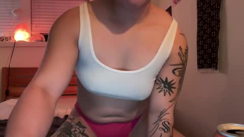 slutcandyxxx online show from December 23, 2024, 1:51 am