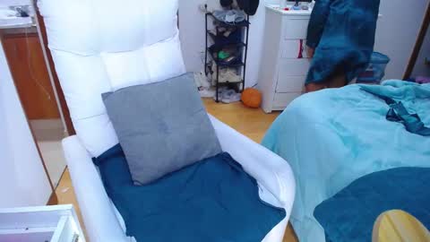 Snapshot of slutdirty1xxx chatting on September 14, 2025, 11:37 pm Slutdirtyxxx online show from September 14, 2025, 11:37 pm