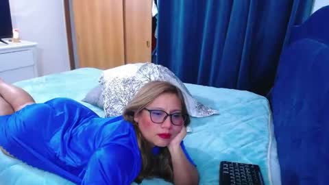 Slutdirtyxxx online show from May 20, 2026, 3:34 am