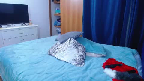 Slutdirtyxxx online show from May 24, 2026, 7:02 am