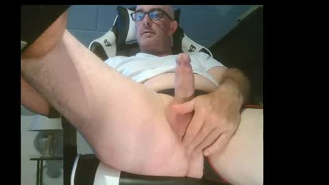 Snapshot of slutiam chatting on July 9, 2026, 3:32 am SLUTIAM online show from July 9, 2026, 3:32 am