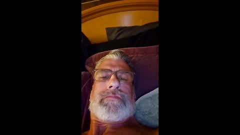 slutt155048 online show from December 19, 2025, 9:16 am