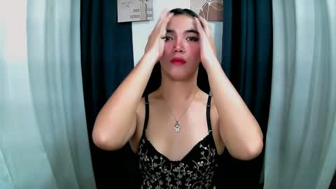 Gretha online show from March 23, 2026, 2:54 pm