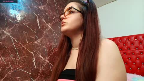 Snapshot of slutty_milf_bitch chatting on April 3, 2026, 12:14 pm Ana online show from April 3, 2026, 12:14 pm