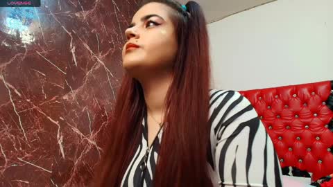 Snapshot of slutty_milf_bitch chatting on April 12, 2026, 3:33 am Ana online show from April 12, 2026, 3:33 am