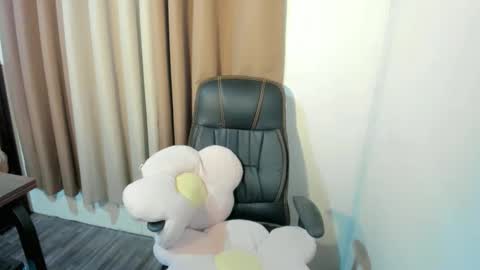 SHANIN online show from June 6, 2026, 12:05 am