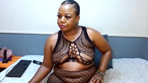 Snapshot of sluttyangelxxxx chatting on May 28, 2026, 12:13 pm sluttyangelxxxx online show from May 28, 2026, 12:13 pm