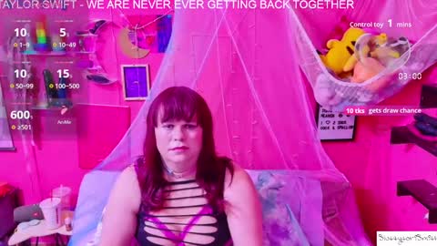 Tori Smith online show from September 12, 2025, 4:23 am