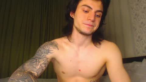 Gus online show from October 25, 2025, 4:46 pm