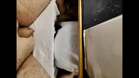 Snapshot of small_1986 chatting on December 8, 2024, 1:35 am transmisin gratuita bajo demanda free broadcast on demand online show from December 8, 2024, 1:35 am