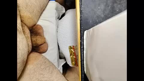 Snapshot of small_1986 chatting on January 9, 2025, 3:26 am transmisin gratuita bajo demanda free broadcast on demand online show from January 9, 2025, 3:26 am