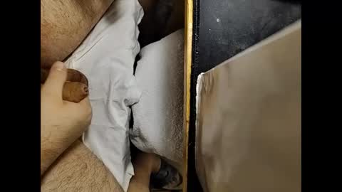 Snapshot of small_1986 chatting on January 12, 2025, 4:10 am transmisin gratuita bajo demanda free broadcast on demand online show from January 12, 2025, 4:10 am