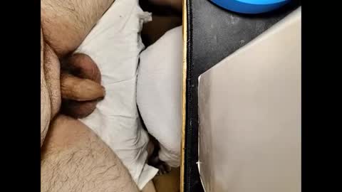 Snapshot of small_1986 chatting on February 9, 2025, 11:25 pm transmisin gratuita bajo demanda free broadcast on demand online show from February 9, 2025, 11:25 pm