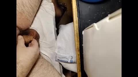 Snapshot of small_1986 chatting on November 20, 2025, 6:02 am transmisin gratuita bajo demanda free broadcast on demand online show from November 20, 2025, 6:02 am