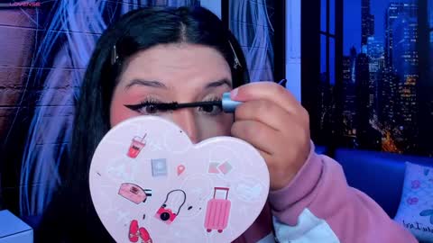 Mariana Torres online show from January 27, 2025, 2:24 pm