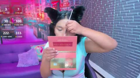 Mariana Torres online show from November 6, 2025, 1:56 pm