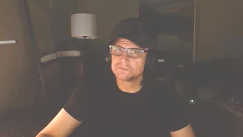 Snapshot of smalldickbigapple chatting on December 3, 2025, 6:43 am smalldickbigapple online show from December 3, 2025, 6:43 am