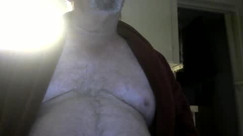smalldickdjk online show from June 3, 2026, 9:23 am