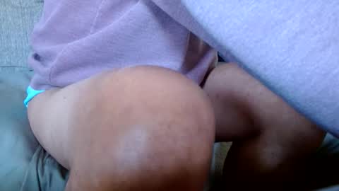 smallmalelass online show from February 3, 2025, 5:03 pm