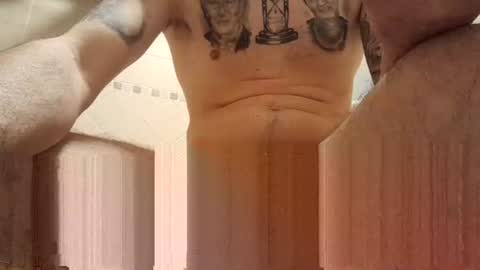 smallone8825 online show from February 19, 2025, 6:22 am