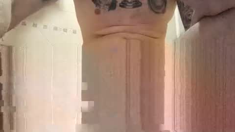 smallone8825 online show from February 20, 2025, 6:28 am