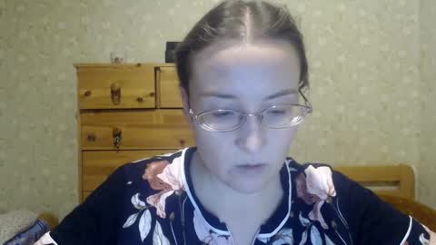 smart_rose online show from January 20, 2025, 10:48 pm