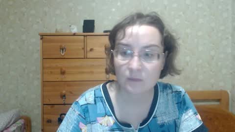 smart_rose online show from March 1, 2026, 4:09 pm