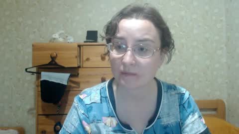 Snapshot of smart_rose chatting on April 19, 2026, 6:43 pm smart_rose online show from April 19, 2026, 6:43 pm