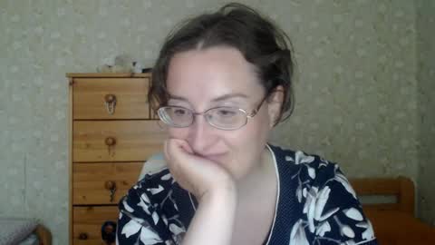 Snapshot of smart_rose chatting on May 9, 2026, 4:45 pm smart_rose online show from May 9, 2026, 4:45 pm