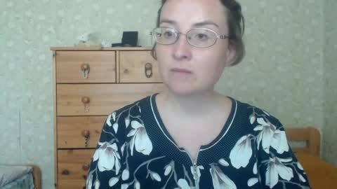 Snapshot of smart_rose chatting on May 10, 2026, 11:37 am smart_rose online show from May 10, 2026, 11:37 am