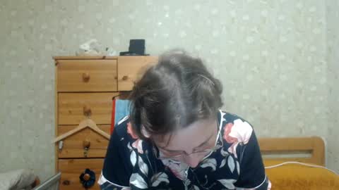 Snapshot of smart_rose chatting on May 13, 2026, 6:27 pm smart_rose online show from May 13, 2026, 6:27 pm