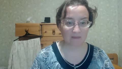 Snapshot of smart_rose chatting on May 22, 2026, 6:35 pm smart_rose online show from May 22, 2026, 6:35 pm