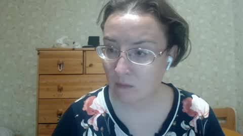 Snapshot of smart_rose chatting on May 25, 2026, 7:53 pm smart_rose online show from May 25, 2026, 7:53 pm