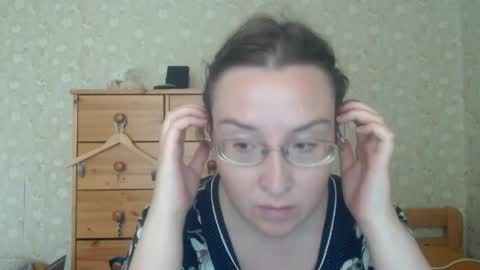 Snapshot of smart_rose chatting on May 31, 2026, 2:57 pm smart_rose online show from May 31, 2026, 2:57 pm