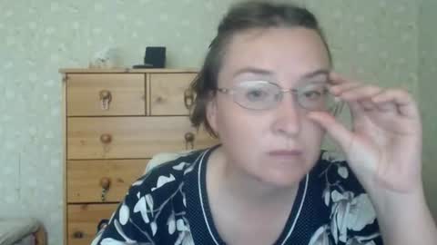 Snapshot of smart_rose chatting on June 17, 2026, 2:18 pm smart_rose online show from June 17, 2026, 2:18 pm
