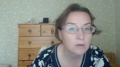 Snapshot of smart_rose chatting on June 29, 2026, 12:38 pm smart_rose online show from June 29, 2026, 12:38 pm