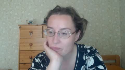 Snapshot of smart_rose chatting on July 2, 2026, 1:50 pm smart_rose online show from July 2, 2026, 1:50 pm
