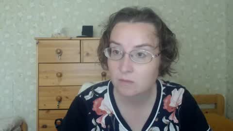 Snapshot of smart_rose chatting on July 10, 2026, 10:29 am smart_rose online show from July 10, 2026, 10:29 am